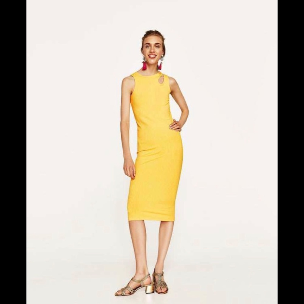 Zara Size Medium Yellow Sleeveless Rib Knit Dress